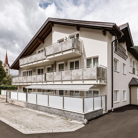 Apartmenthaus Goldeck Ried im Oberinntal Exterior foto