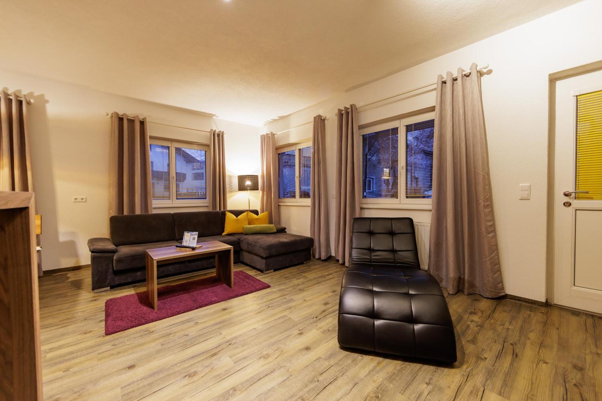 Apartmenthaus Goldeck Ried im Oberinntal Exterior foto
