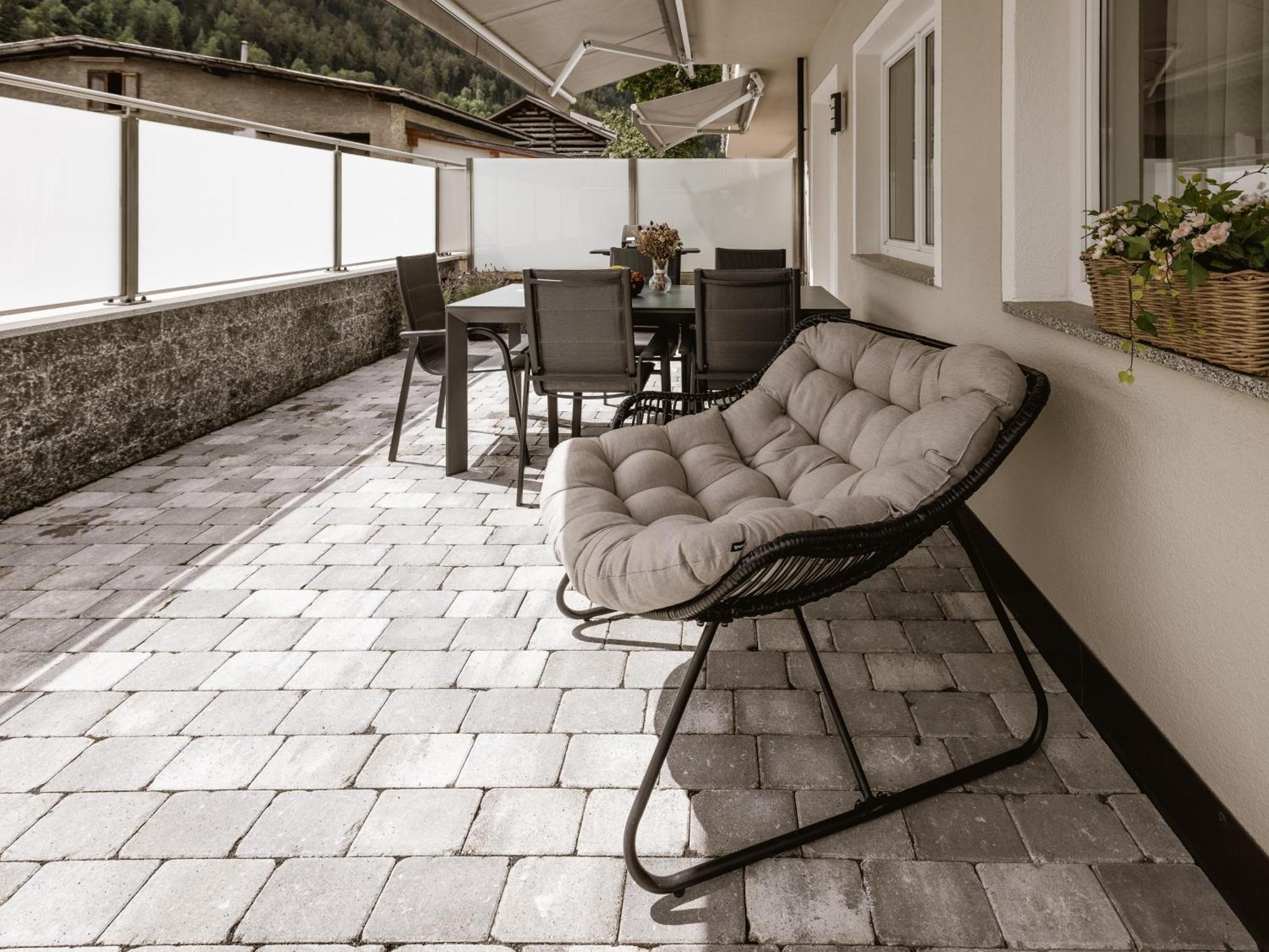 Apartmenthaus Goldeck Ried im Oberinntal Exterior foto