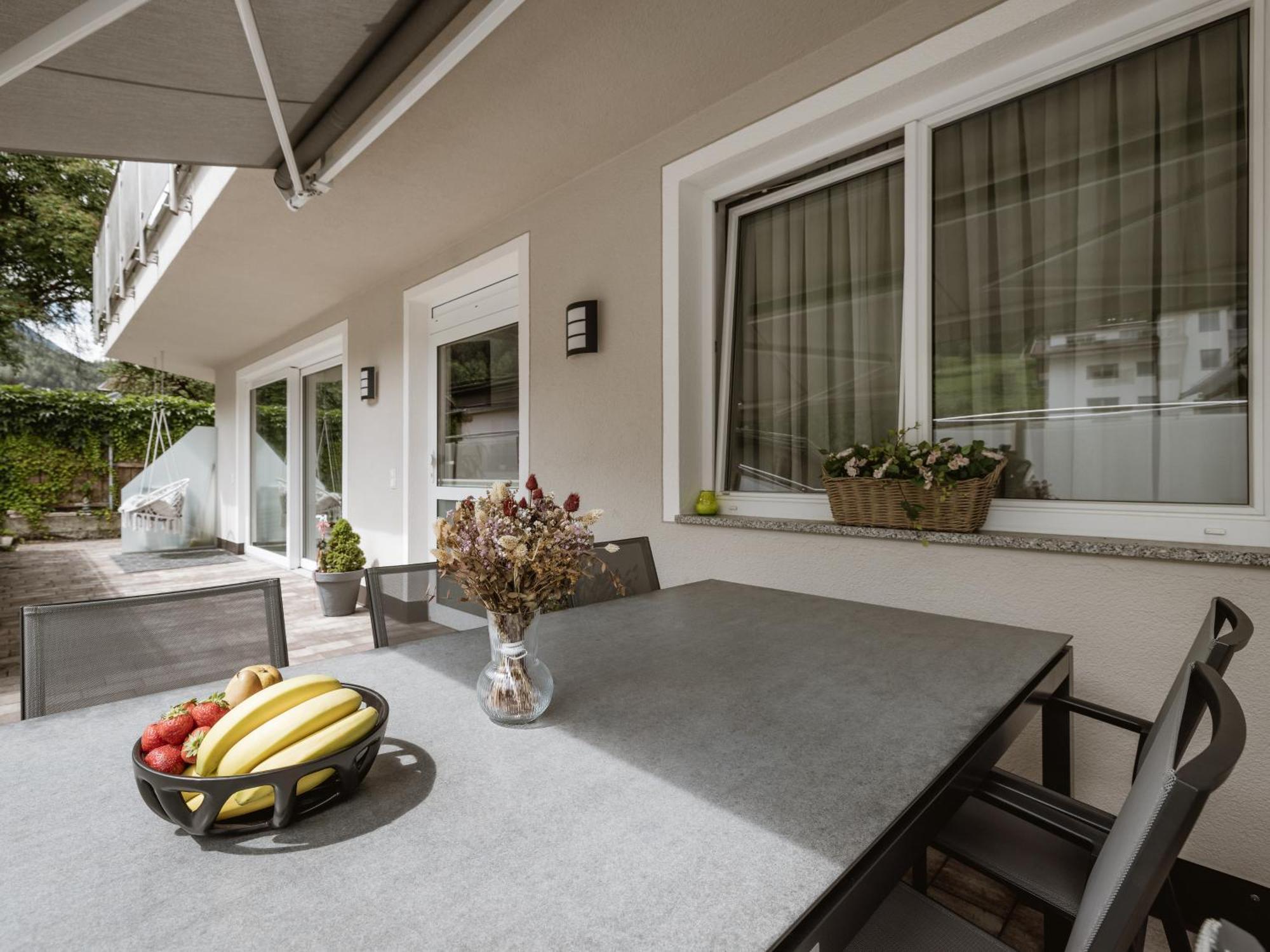 Apartmenthaus Goldeck Ried im Oberinntal Exterior foto